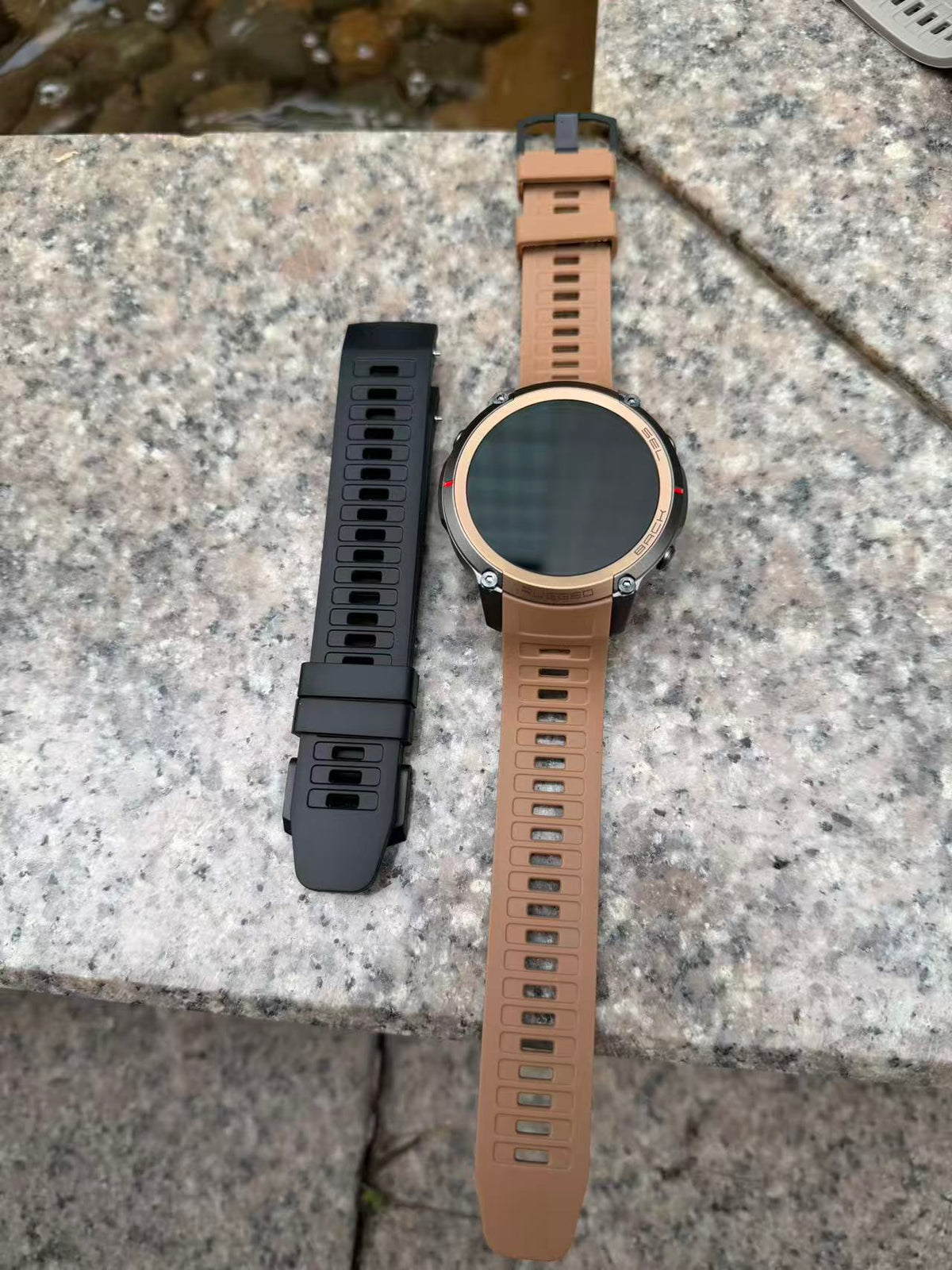 YEESH - DM59 AI Smartwatch – GPS, Hälsomätning & 170+ Sportlägen